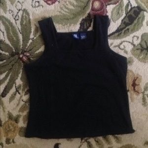 A Black crop top size L
